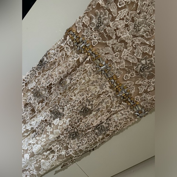 Champagne colour gown dress size medium mother of the bride - Picture 2 of 11